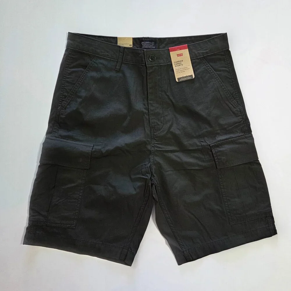 Levi’s Carrier Cargo 100% Cotton Shorts, Men’s Size 32, Dark Olive/Charcoal